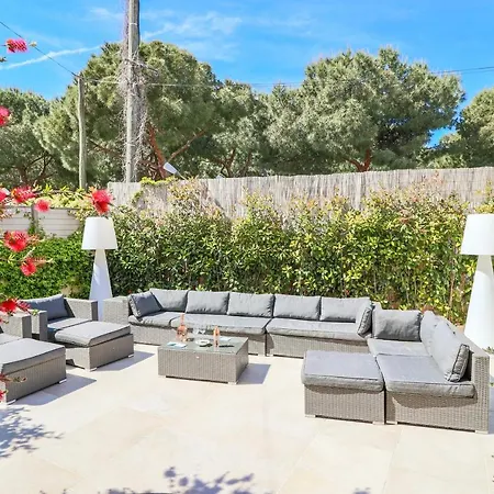 Sous Bois Charming With Outdoor Area & Jacuzzi At 200m From Beaches Of Juan アンティーブ