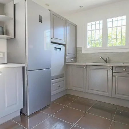 Sous Bois Charming With Outdoor Area & Jacuzzi At 200m From Beaches Of Juan Ξενοδοχείο