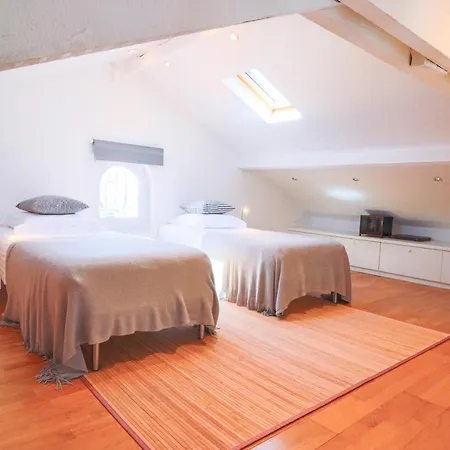 Ξενοδοχείο Sous Bois Charming With Outdoor Area & Jacuzzi At 200m From Beaches Of Juan Αντίμπ