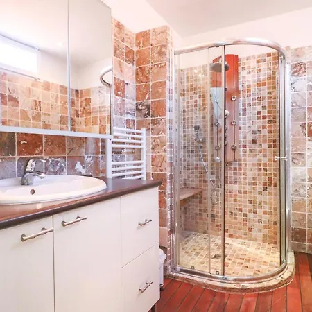 Sous Bois Charming With Outdoor Area & Jacuzzi At 200m From Beaches Of Juan Ξενοδοχείο Αντίμπ